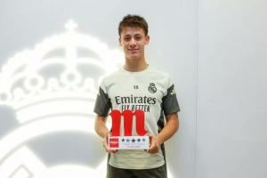 居莱尔获皇马月最佳：教练给予我信心很重要 下场比赛要全取三分